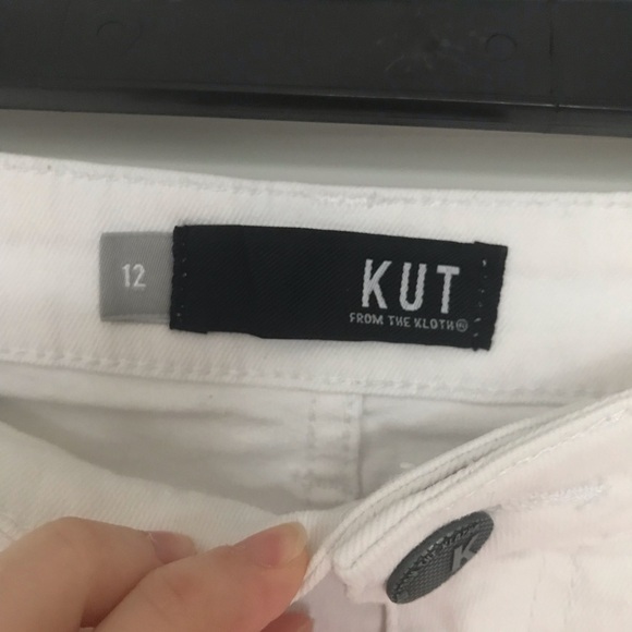 12 L KUT from the cloth white jean denim shorts - Picture 8 of 15
